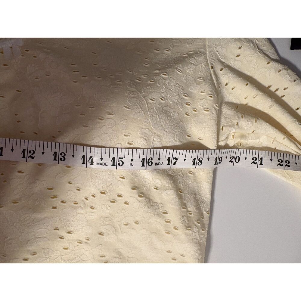 Offline by aerie Cream Eyelet Lace Crop Top - Picture 6 of 7